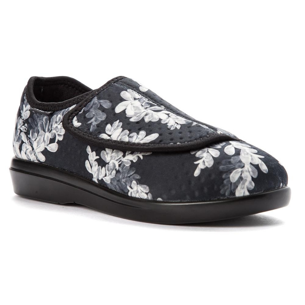 Propet  new floral shoe/ slipper